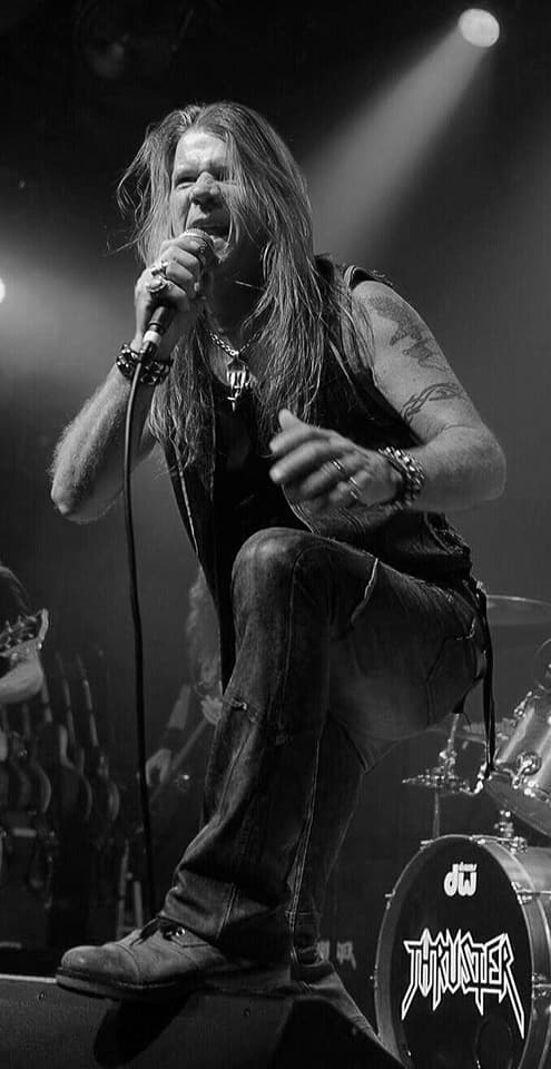 Thruster live concert photo by Wayne Dennon
