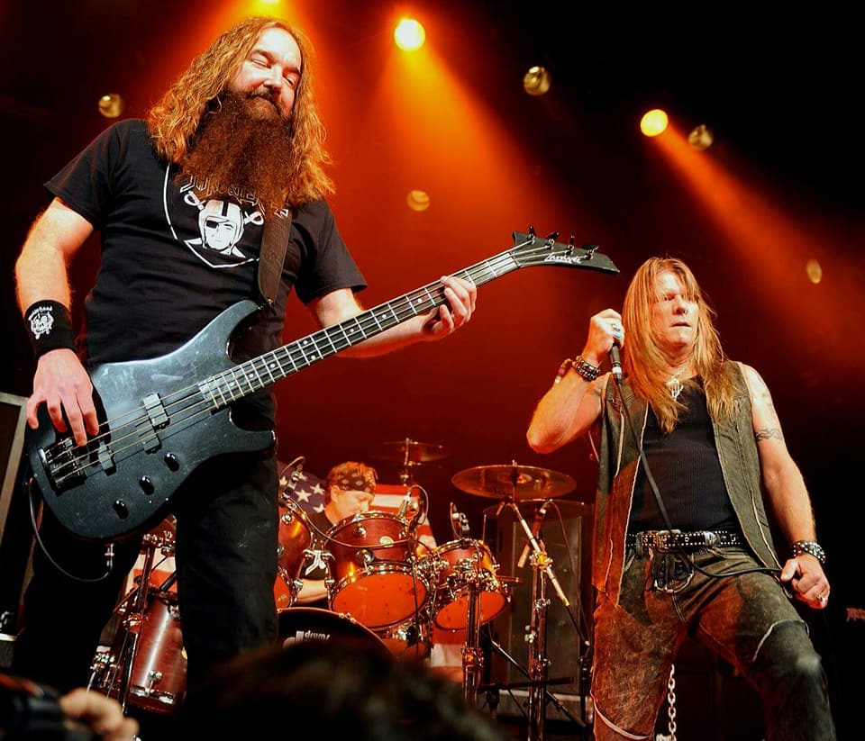 Thruster live concert photo by Wayne Dennon