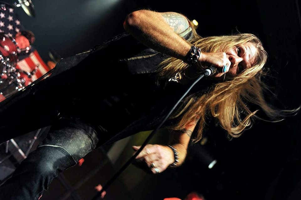 Thruster live concert photo by Wayne Dennon