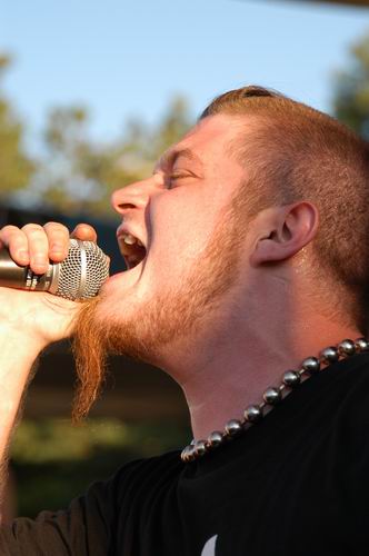 Bobaflex live concert photo by Wayne Dennon