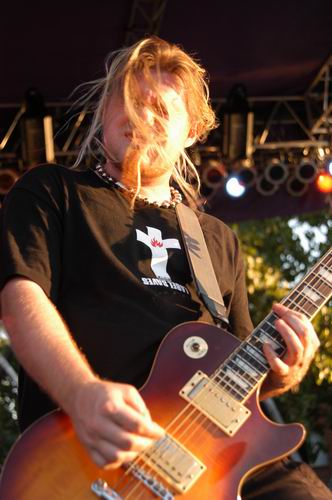 Bobaflex live concert photo by Wayne Dennon