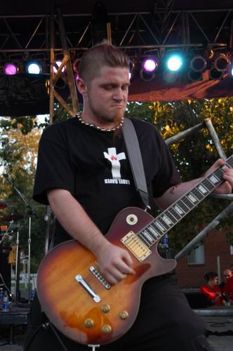 Bobaflex live concert photo by Wayne Dennon