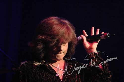 Joe Lynn Turner concert photo by Wayne Dennon
