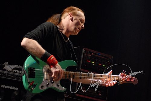 Bx3 live concert photo by Wayne Dennon