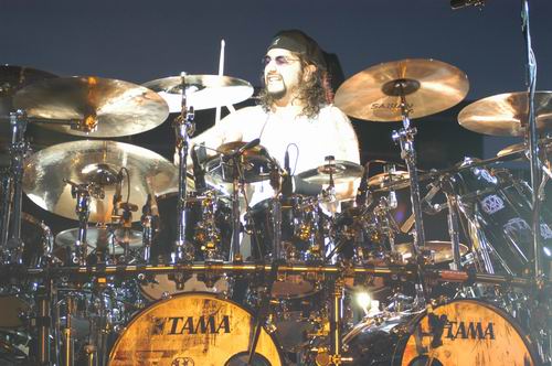 Dream Theater live concert photo by Wayne Dennon