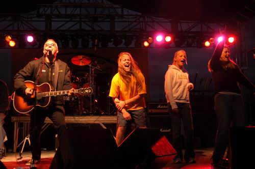 Art Alexakis by Wayne Dennon