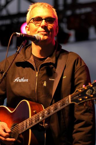 Art Alexakis by Wayne Dennon