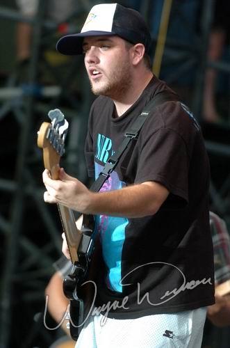 Finch concert photo by Wayne Dennon