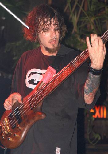 Flaw live concert photo by Wayne Dennon
