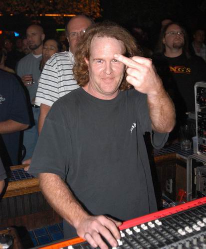 Flaw live concert photo by Wayne Dennon