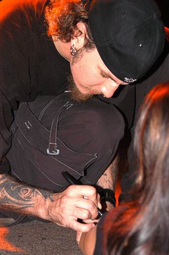 Flaw live concert photo by Wayne Dennon