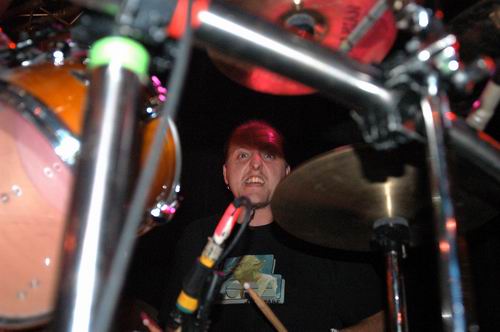 Flaw live concert photo by Wayne Dennon