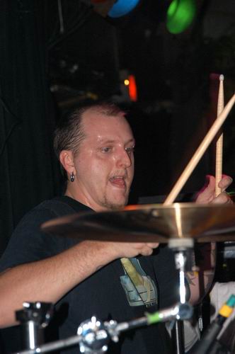 Flaw live concert photo by Wayne Dennon