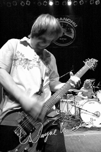Fu Manchu concert photo by Wayne Dennon