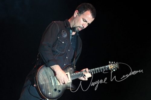 Godsmack concert photo by Wayne Dennon