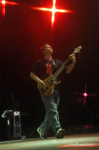 Hoobastank concert photo by Wayne Dennon