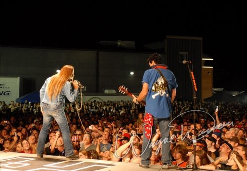 Jackyl at Aces & Eights Harley Davidson Mason, OH on September 22, 2007 &mdash; concert photo by Wayne Dennon