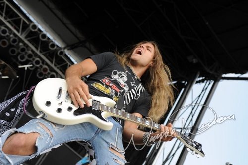 Nigel Dupree Band at Catch the Fever festival grounds Pryor, OK on May 29, 2010 &mdash; concert photo by Wayne Dennon