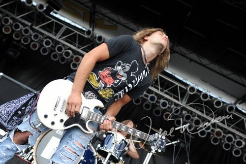 Nigel Dupree Band at Catch the Fever festival grounds Pryor, OK on May 29, 2010 &mdash; concert photo by Wayne Dennon