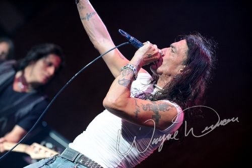 Ratt concert photo by Wayne Dennon