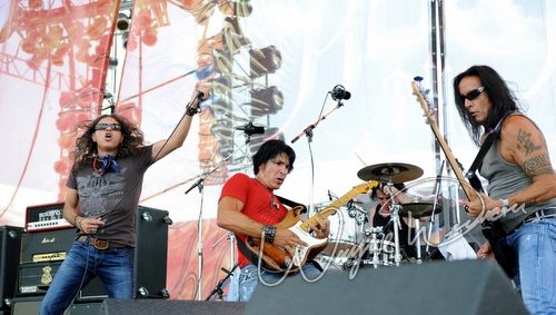 Lynch Mob at Rock the Bayou grounds Houston, TX on August 29, 2008 &mdash; concert photo by Wayne Dennon