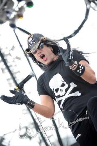 Pretty Boy Floyd concert photo by Wayne Dennon