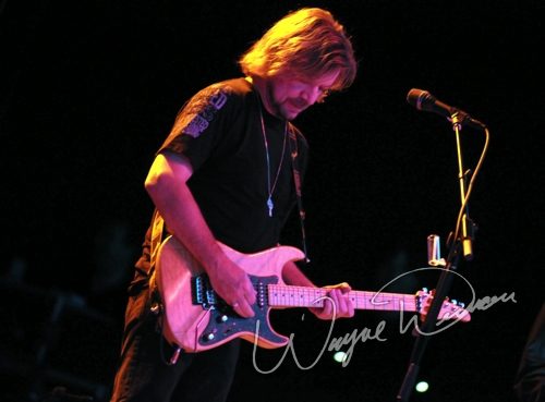 Joe Cocker at Fraze Pavilion Kettering, OH on June 30, 2009 &mdash; concert photo by Wayne Dennon