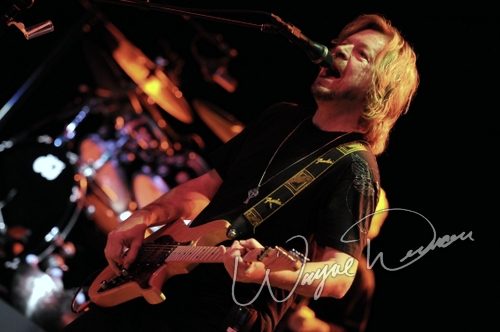 Joe Cocker concert photo by Wayne Dennon