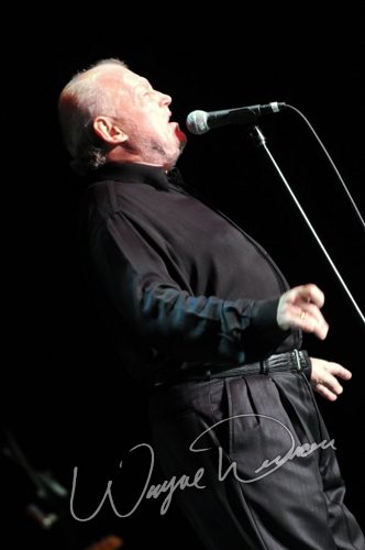 Joe Cocker at Fraze Pavilion Kettering, OH on June 30, 2009 &mdash; concert photo by Wayne Dennon