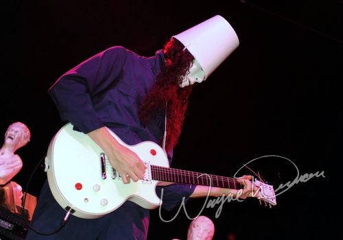 Buckethead at Madison Theater Covington, KY on September 20, 2009 &mdash; concert photo by Wayne Dennon
