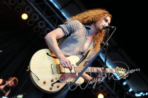 Taddy Porter at Catch the Fever festival grounds Pryor, OK on May 30, 2010 &mdash; concert photo by Wayne Dennon