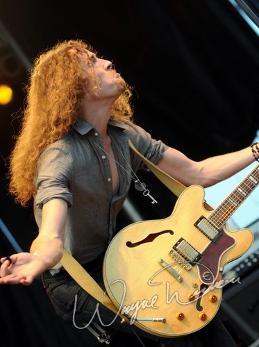 Taddy Porter at Catch the Fever festival grounds Pryor, OK on May 30, 2010 &mdash; concert photo by Wayne Dennon