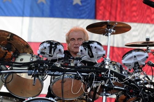 Yes at Reed Hartman and Glendale Milford Road Blue Ash, OH on July 4, 2010 &mdash; concert photo by Wayne Dennon