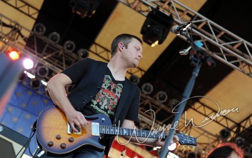 Peter Frampton at Reed Hartman and Glendale Milford Road Blue Ash, OH on July 4, 2010 &mdash; concert photo by Wayne Dennon