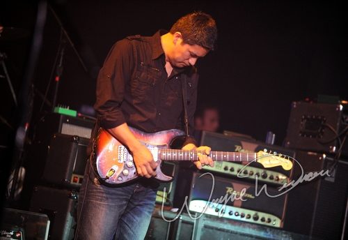 Jonny Lang at Taft Theatre Cincinnati, OH on November 17, 2010 &mdash; concert photo by Wayne Dennon