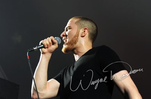 Mike Posner concert photo by Wayne Dennon