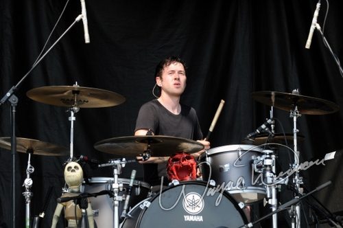Hail the Villain concert photo by Wayne Dennon