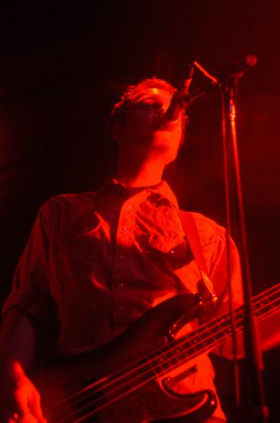 Jealous Sound at UIC Pavilion Chicago, IL on May 25, 2003 &mdash; concert photo by Wayne Dennon