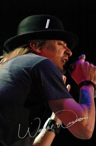 Kid Rock at Freedom Hall Louisville, KY on February 27, 2004 &mdash; concert photo by Wayne Dennon