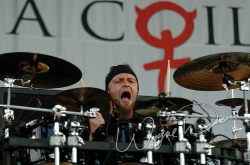 Lacuna Coil at Ozzfest Columbus, OH on July 20, 2004 &mdash; concert photo by Wayne Dennon