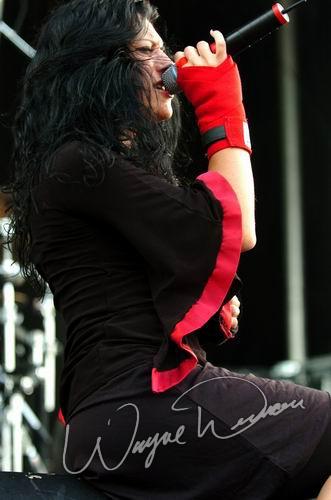 Lacuna Coil at Ozzfest Columbus, OH on July 20, 2004 &mdash; concert photo by Wayne Dennon