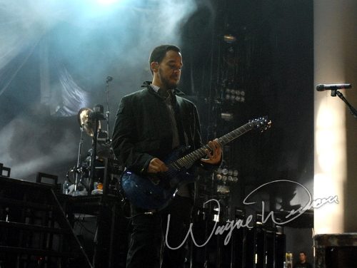 Linkin Park at Verizon Wireless Music Center Noblesville, IN on August 31, 2007 &mdash; concert photo by Wayne Dennon