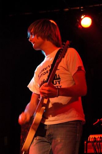 Maroon 5 at Blue Cat's Knoxville, TN on October 21, 2003 &mdash; concert photo by Wayne Dennon