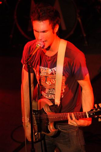 Maroon 5 at Blue Cat's Knoxville, TN on October 21, 2003 &mdash; concert photo by Wayne Dennon