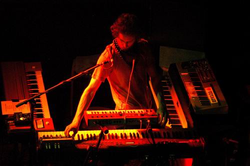 Maroon 5 at Blue Cat's Knoxville, TN on October 21, 2003 &mdash; concert photo by Wayne Dennon