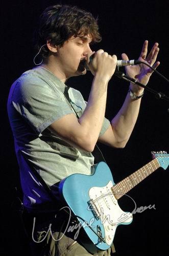 John Mayer at Freedom Hall Louisville, KY on March 12, 2004 &mdash; concert photo by Wayne Dennon