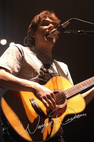 John Mayer at Freedom Hall Louisville, KY on March 12, 2004 &mdash; concert photo by Wayne Dennon