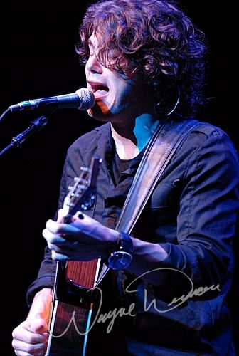 John Mayer at Riverbend Music Center Cincinnati, OH on September 5, 2006 &mdash; concert photo by Wayne Dennon