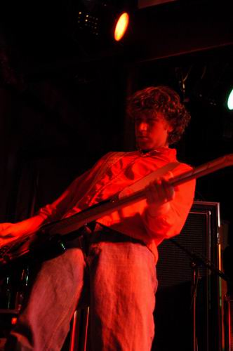 Melbourne at Blue Cat's Knoxville, TN on October 21, 2003 &mdash; concert photo by Wayne Dennon