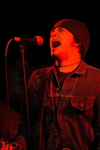 Melbourne at Blue Cat's Knoxville, TN on October 21, 2003 &mdash; concert photo by Wayne Dennon